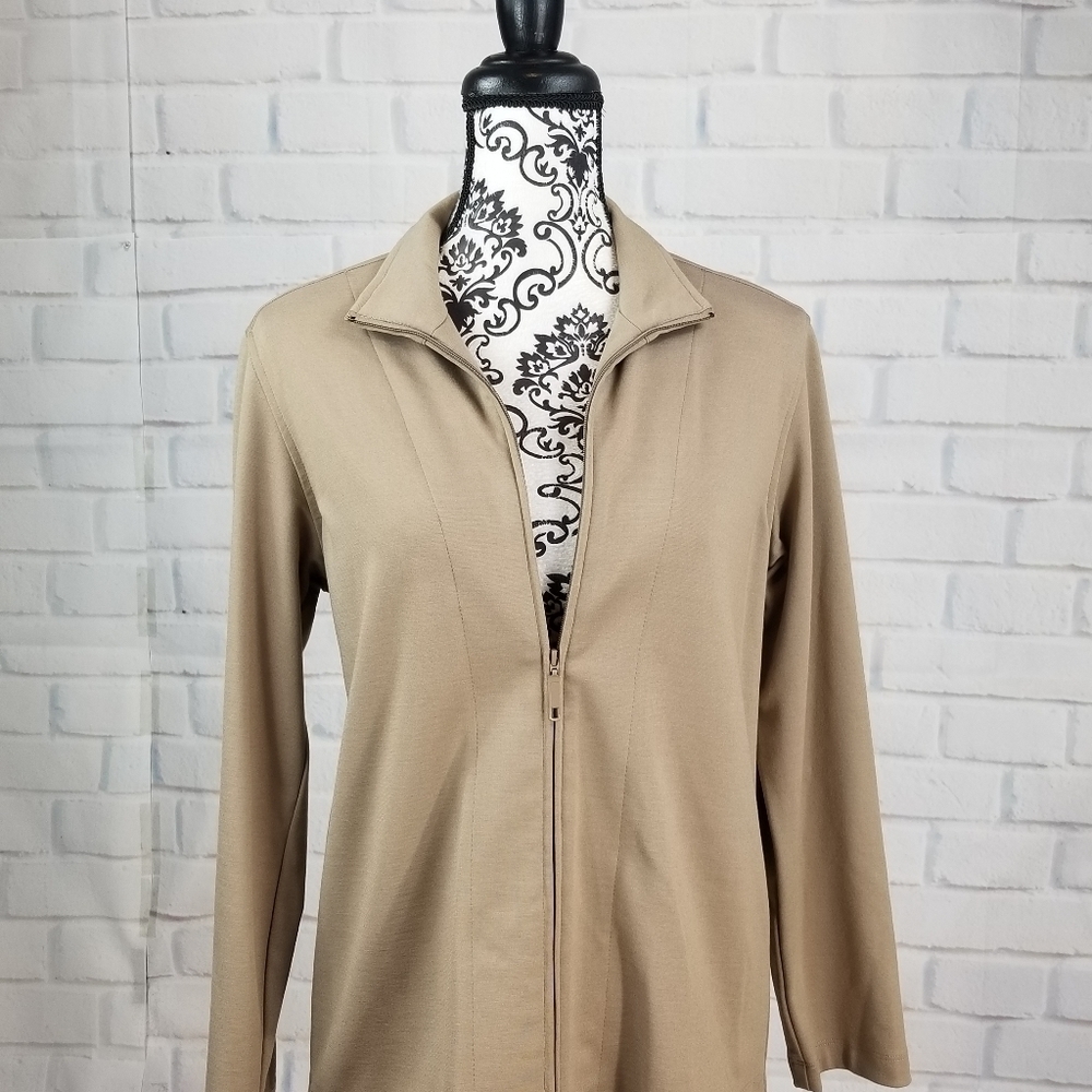 Chico's long sleeve zip front sz 0 jacket stretch